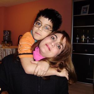 Meet your Posher, Yamis